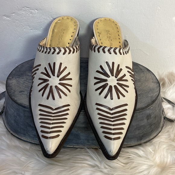 #1171 BCBGirls Off White and Brown Mules w/ Stitched Leather Design-7 - Picture 5 of 12